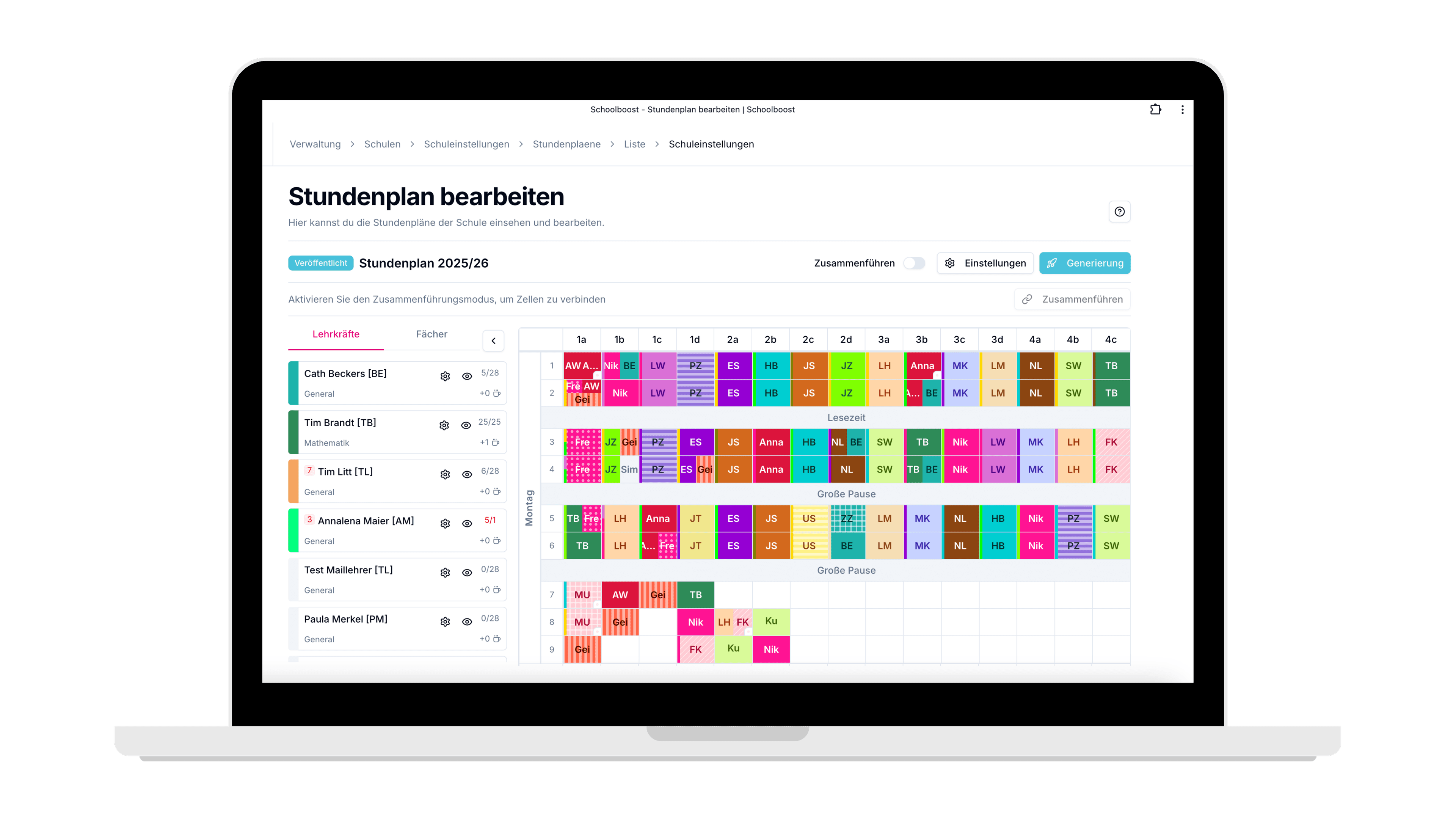 schoolboost automatischer Stundenplaner für Grundschulen – fertig generierter Stundenplan mit allen Klassen und Lehrkräften